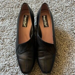 BeautiFeel Black Leather Slip-On Women's Small High Heel Loafers EUR 37